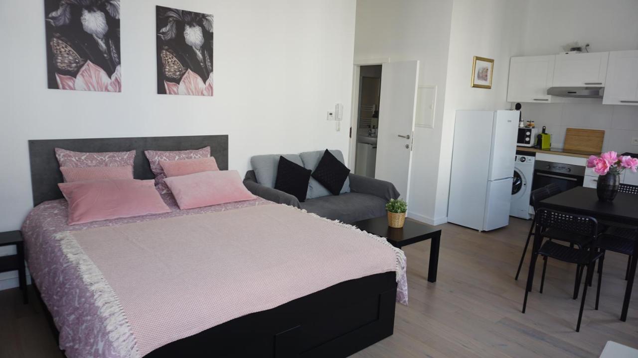 BONJOUR Apartments Сentre 安特卫普 外观 照片
