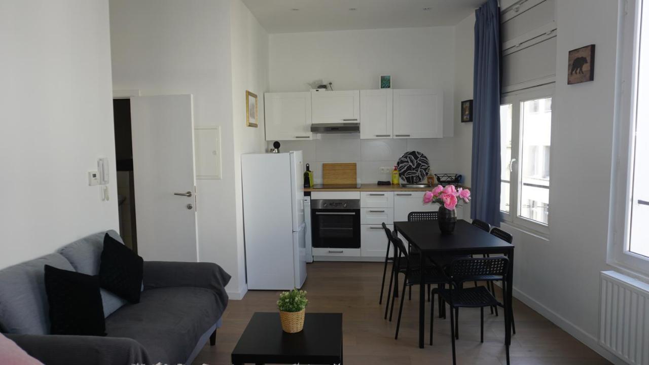 BONJOUR Apartments Сentre 安特卫普 外观 照片
